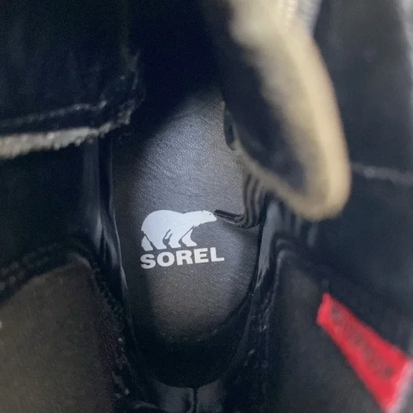 Sorel Women's Boots in Olive and Black - Picture 7 of 9